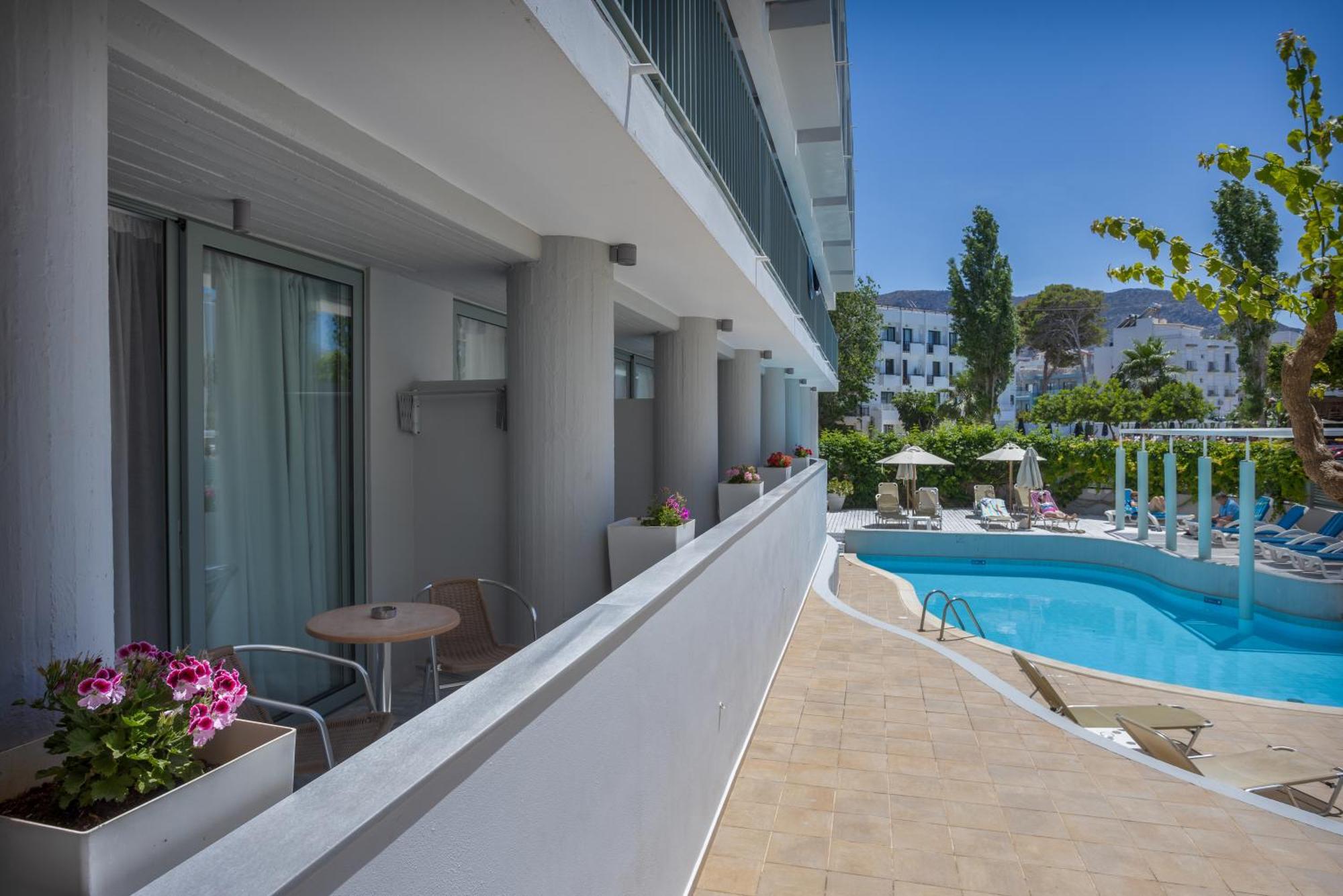 Alia Beach Hotel By Estia Hersonissos  Eksteriør billede